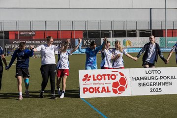Bild 62 - wBJ Lotto Pokal Finale  Eimsbuetteler TV - Hamburger SV : Ergebnis: 0:3